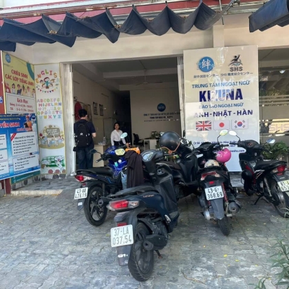 KHÔNG KHÍ LỚP HỌC TẠI TRUNG TÂM