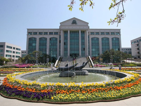 TRƯỜNG CAO ĐẲNG KỸ THUẬT ULSAN – 울산과학대학교
